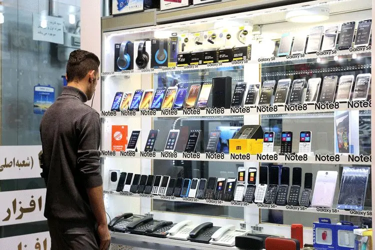 ممنوعیت واردات گوشی بالای ۳۰۰ یورو شایعه و شیطنت بود!