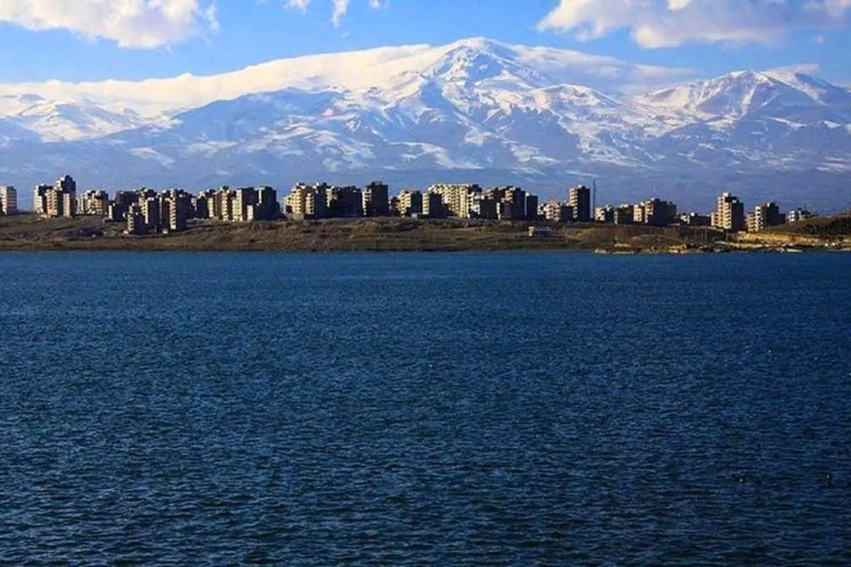خودکشی دو دخترِ عاشق در دریاچه شورابیل!