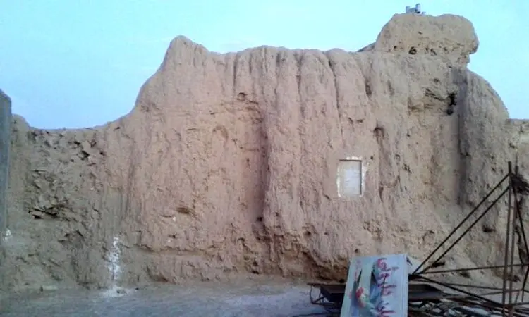 تخریب بزرگترین بنای خشتی ایران بعد از ارگ بم