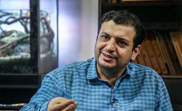 مجوز رائفی پور هوا شد؟