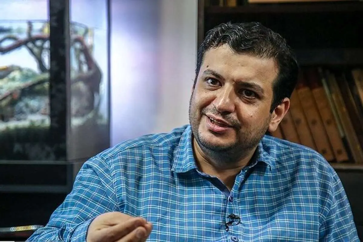 مجوز رائفی پور هوا شد؟
