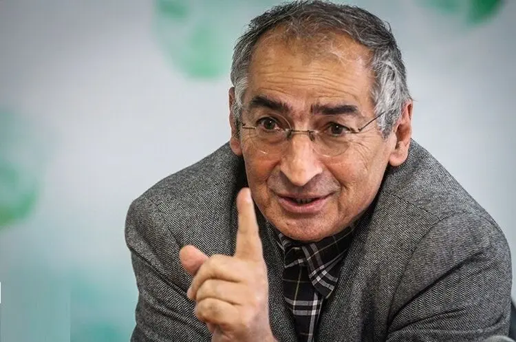 زیباکلام: مردم به ظریف هم رأی نخواهند داد