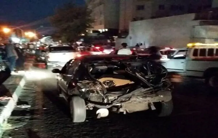تصادف کامیون با ۱۶ خودرو سواری در تهران