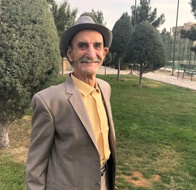 (ویدئو) تشییع جنازه غریبانه احمد پورمخبر
