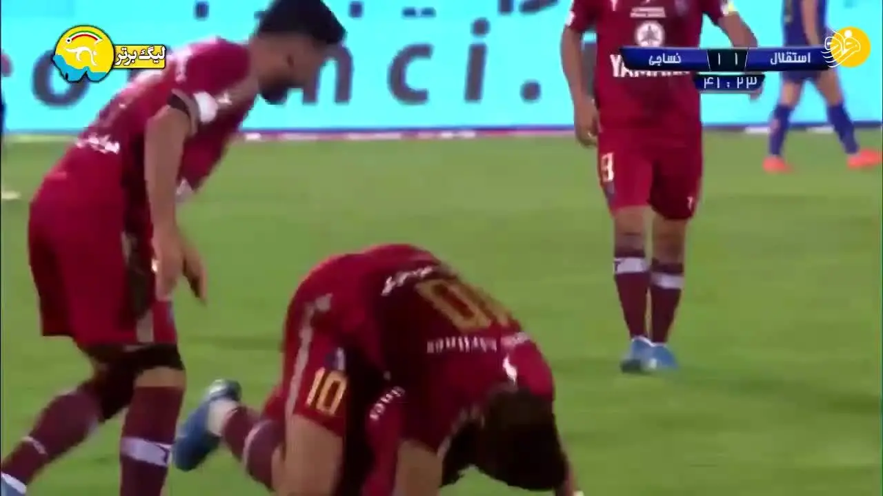 (ویدیو) خلاصه بازی استقلال 1 - 1 نساجی