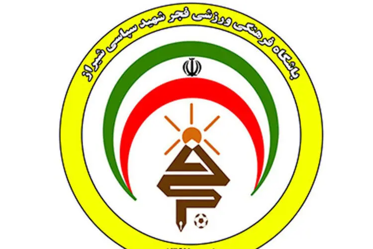 ١٨ بازیکن یک تیم کرونا گرفتند!
