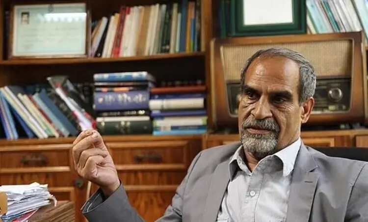 نعمت احمدی: از زمین‌خواری به وقف‌خواری رسیدیم