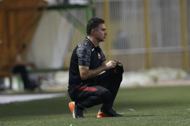 حمله مربی پرسپولیس به یک مجری