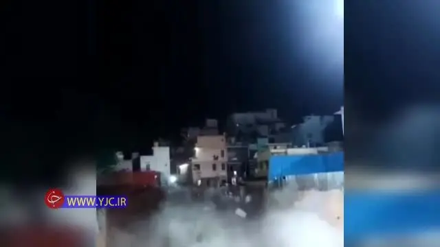 (ویدئو) ریزش هولناک یک ساختمان چهار طبقه