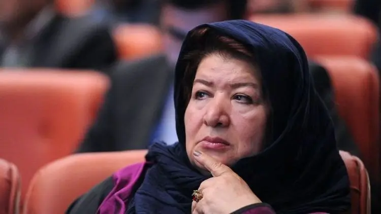 پوران درخشنده: چطور به یک بازیگر یک میلیارد دستمزد می‌دهند؟