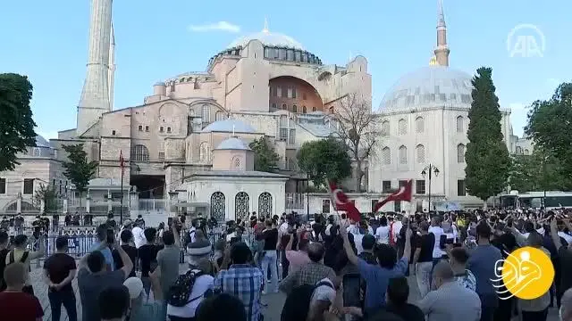 (ویدئو) پخش اذان از ایاصوفیه پس از ۸۶ سال