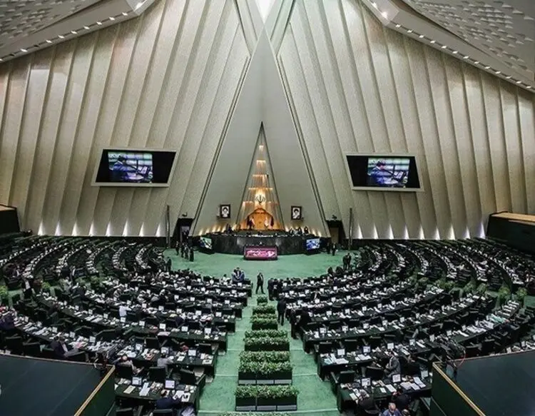 گاف هیات رئیسه مجلس در غیاب قالیباف