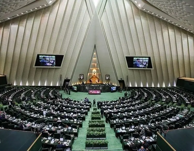 گاف هیات رئیسه مجلس در غیاب قالیباف