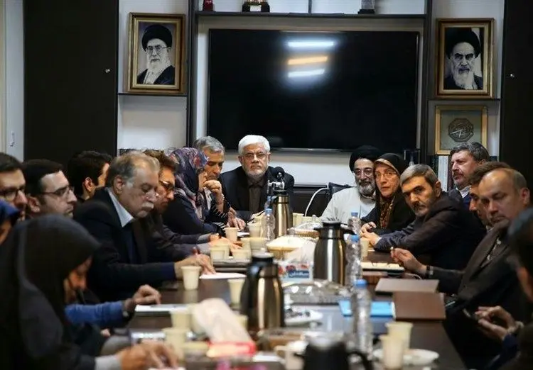 جنجالِ جانشینی عارف!