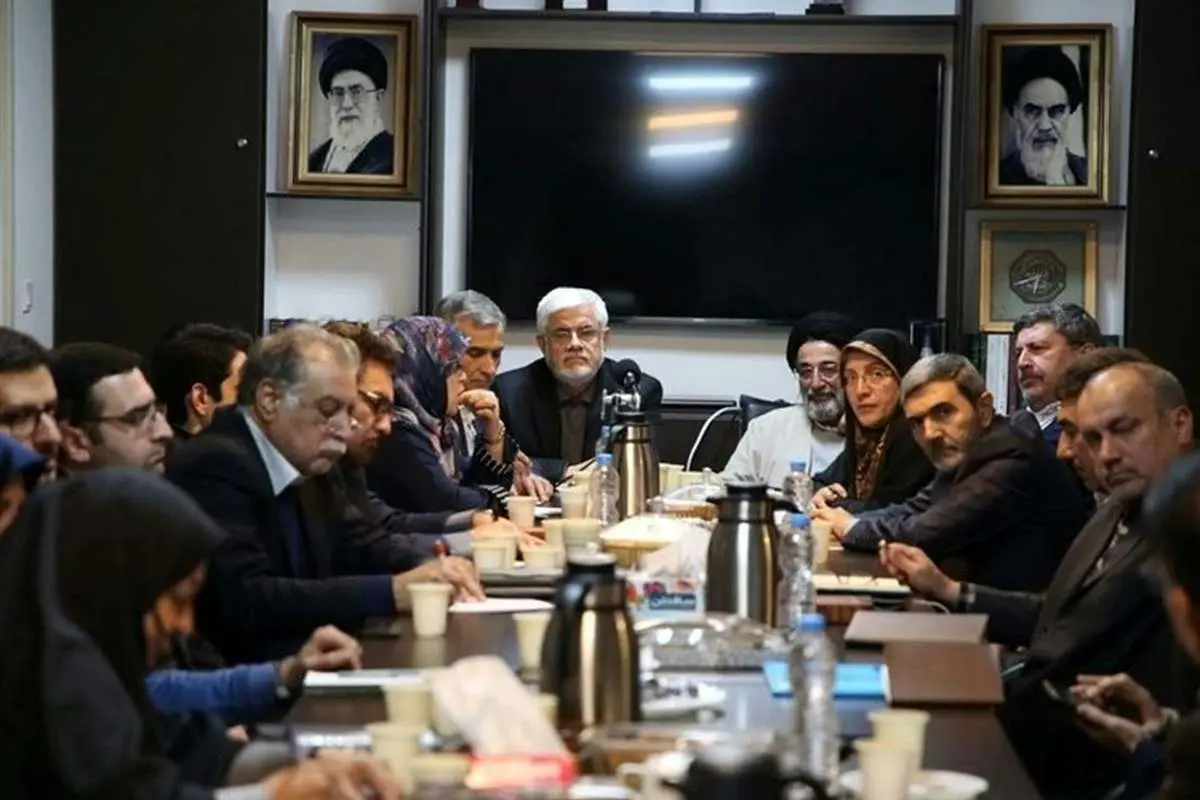 جنجالِ جانشینی عارف!