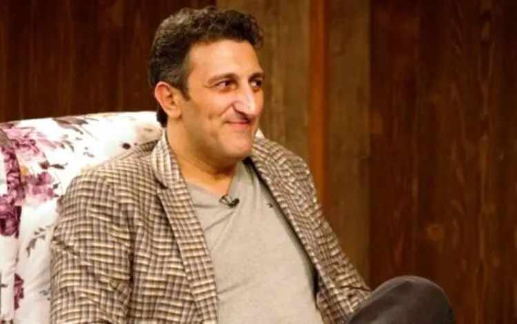 "سیروس گرجستانی دلش نمی‌آمد به من سیلی بزند"
