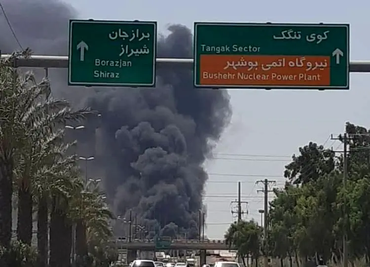 کارخانه شناور سازی در بوشهر آتش گرفت
