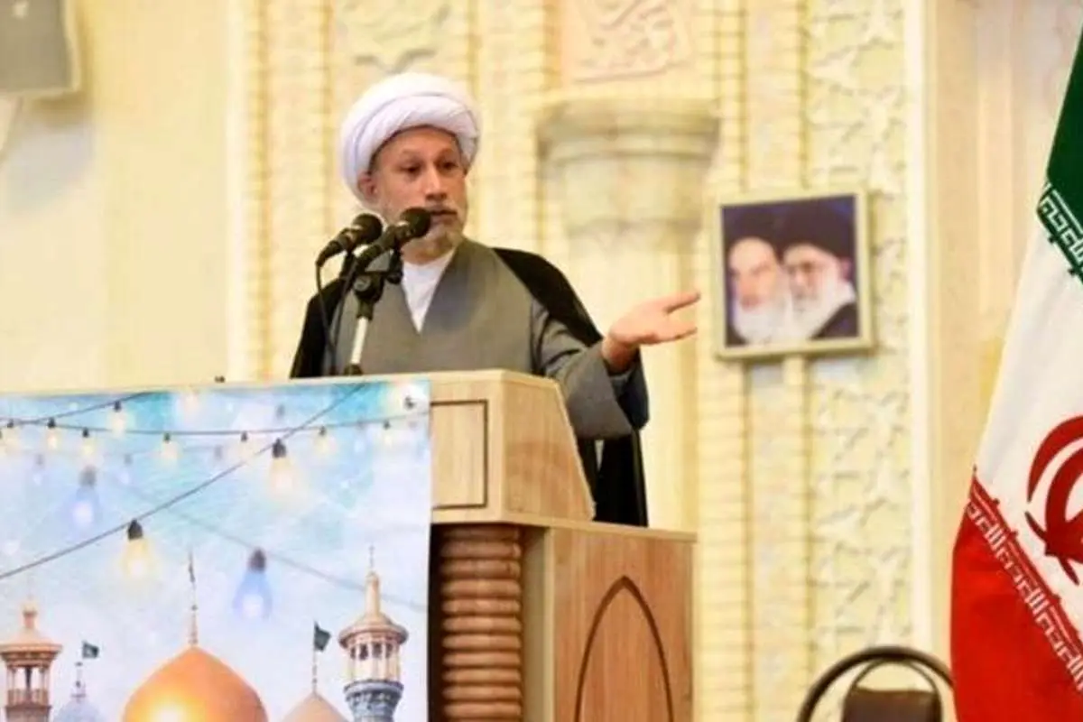 امام جمعه شیراز: ارتباط ایران و چین منطبق با دستور قرآن است