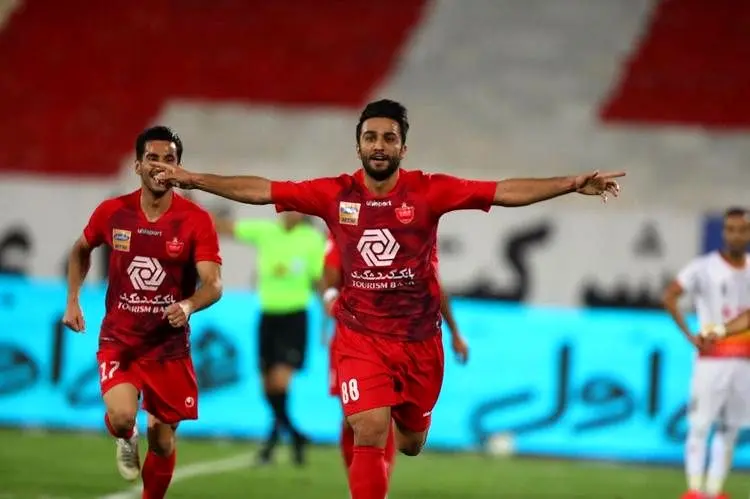 فولاد هم خم شد؛ یک امتیاز تا قهرمانی پرسپولیس