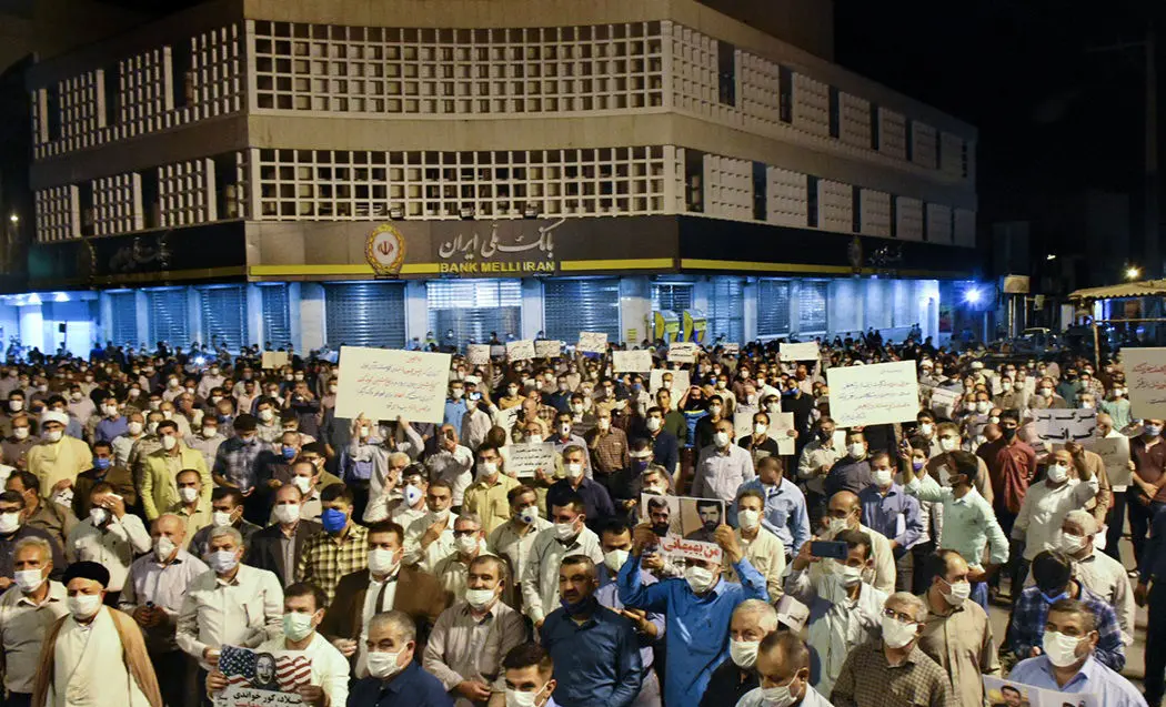 (تصاویر) تظاهرات شبانه در بهبهان
