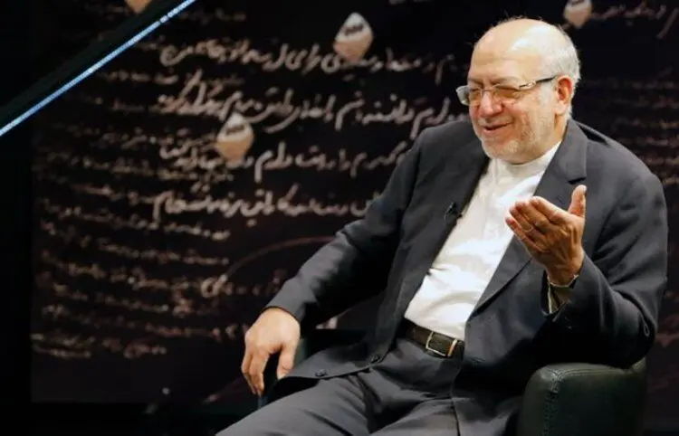 نعمت‌زاده: دخترم از زندان تماس گرفت که فامیلی نعمت‌زاده را عوض می‌کنم