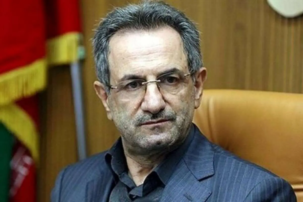 روزانه ۷۰۰ مبتلا به کرونا در تهران بستری میشوند