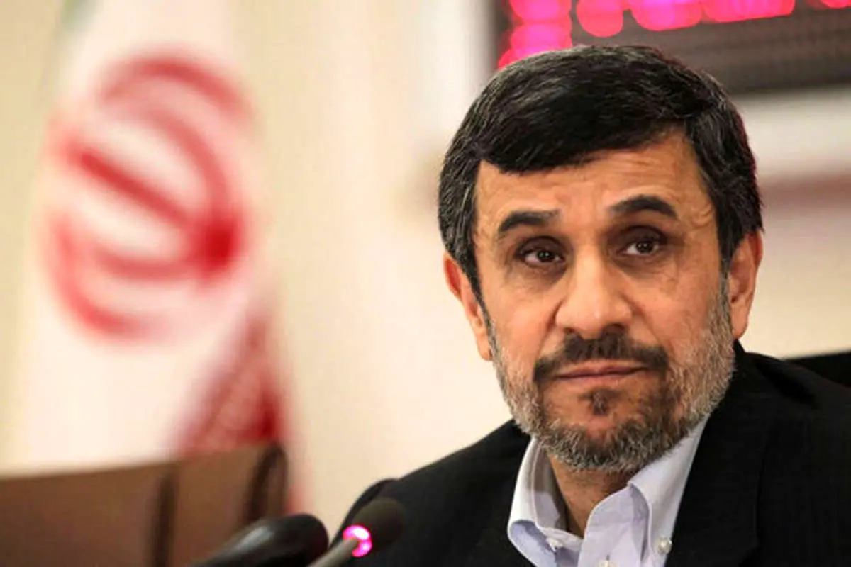 "احمدی نژاد در منزل بماند و راز و نیاز کند"