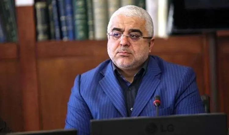جعفر زاده ایمن آبادی: احمدی‌نژاد با نفت ۱۲۵ دلاری در استادیوم‌ها پول پخش می‌کرد