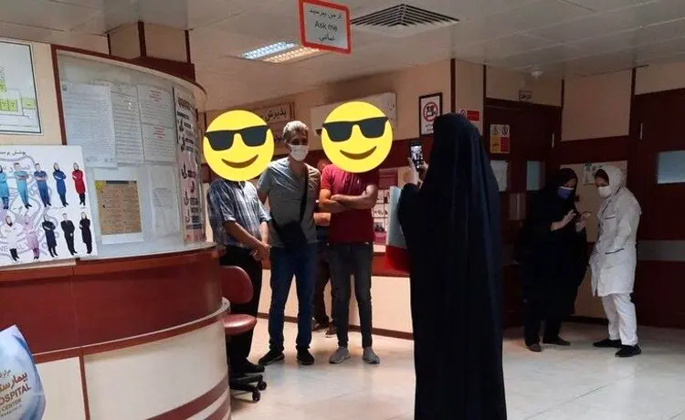 عکس یادگاری کرونایی با فردوسی‌پور!