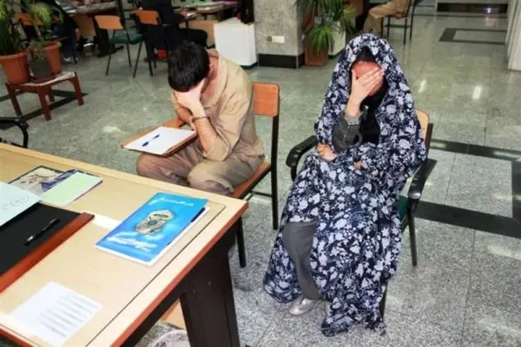 انتقام اسیدی از شوهرعمه پیر!