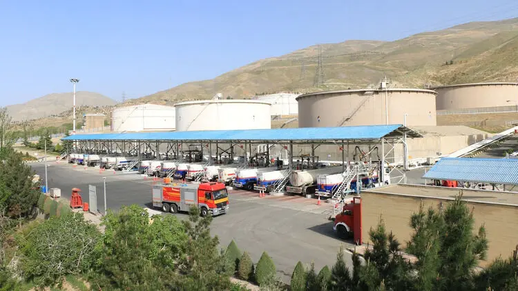 شرکت نفت: انبار نفت شهران ایمن است