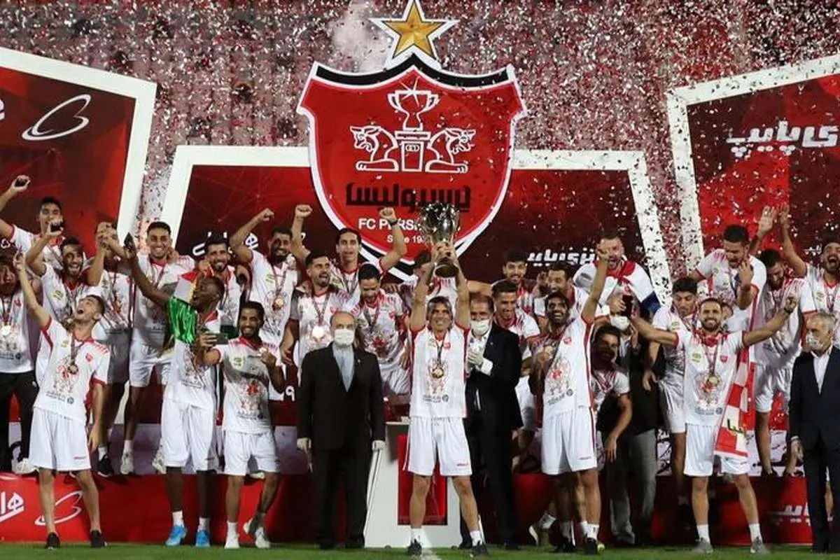 (عکس) جام پوکر قهرمانی بر فراز دستان پرسپولیسیها