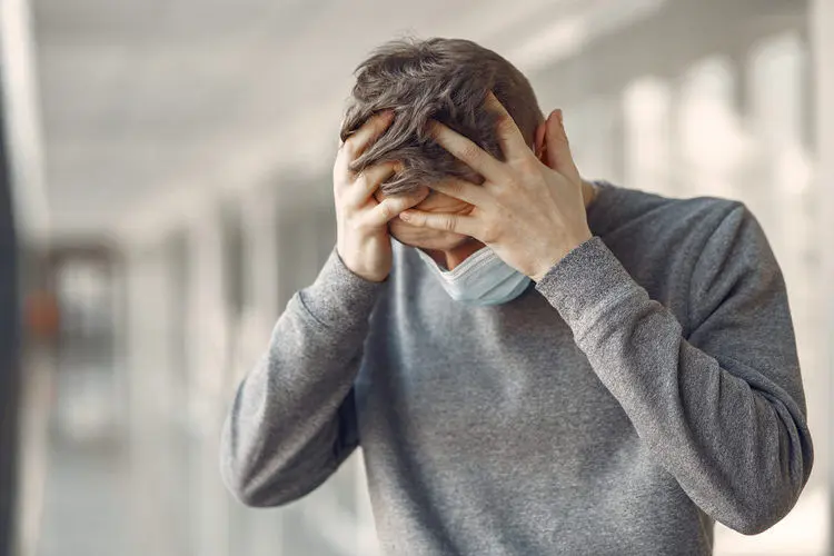 آیا سرگیجه علامت کرونا است؟