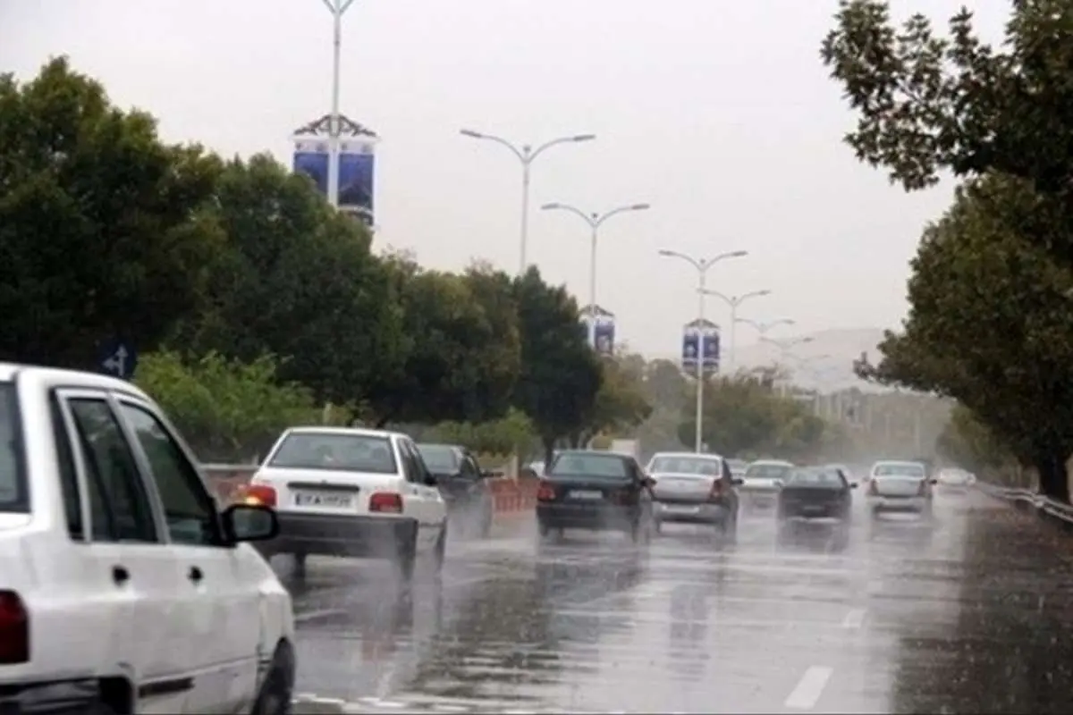 بارش باران در محورهای سه استان