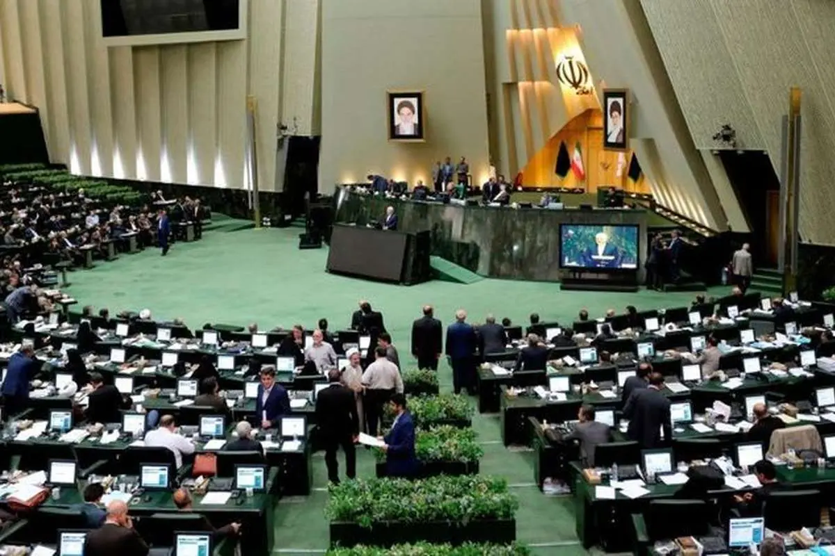 فراکسیونهای هیچکاره مجلس
