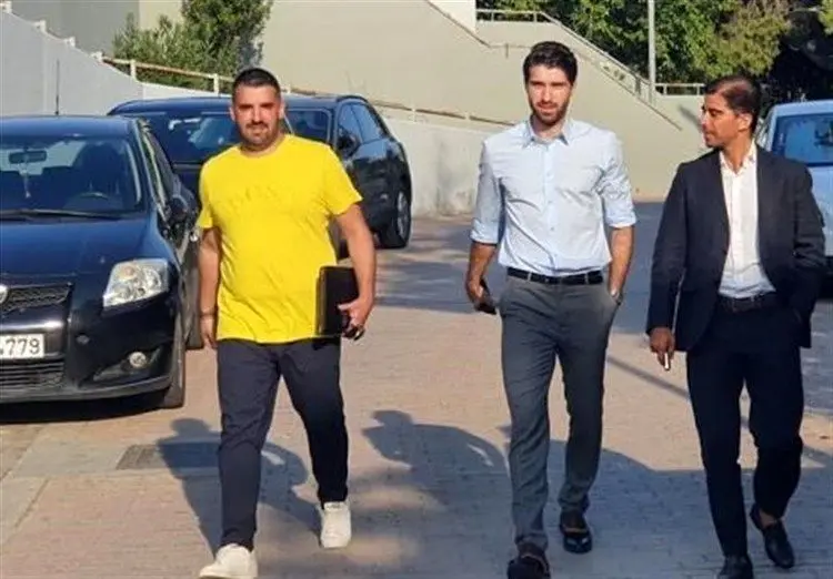(عکس) لژیونر ایرانی در تست پزشکی تیم یونانی