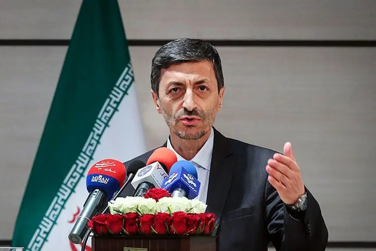 فتاح می‌آید نمی‌آید