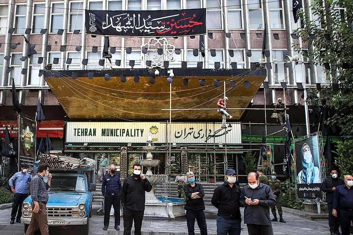 (تصاویر) اعتراض مجدد به نام گذاری خیابانی به نام مهندس بازرگان