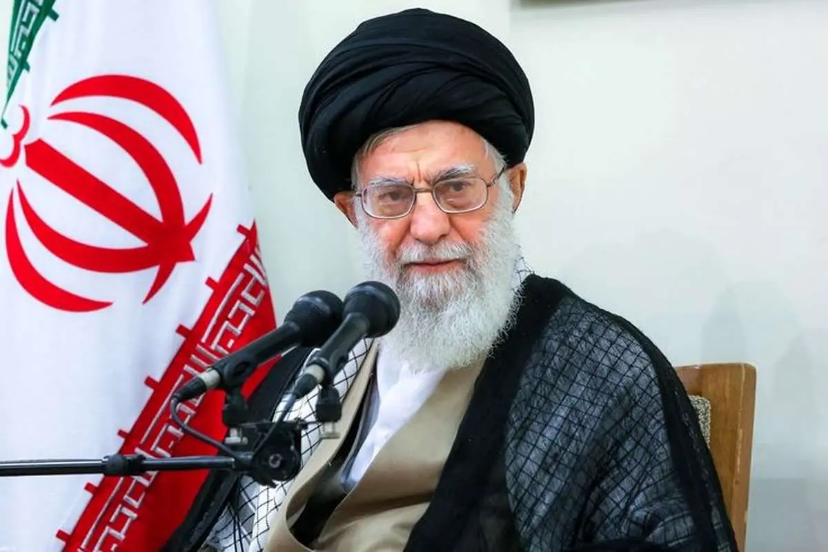 آیا کار کردن در روز عاشورا اشکالی دارد؟/ پاسخ از رهبر انقلاب