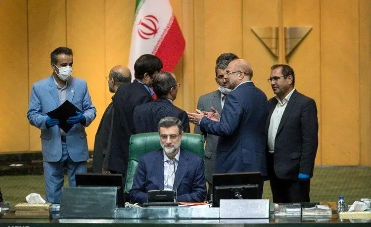 نفوذ شورای نگهبان در "قرارگاه تحول"؛ مشورت دادن یا مرعوب کردن!