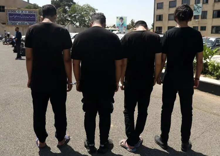 اتفاقی عجیب؛ ۴ دانش آموز کرجی مدرسه شان را آتش زدند!