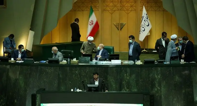 پشت پرده‌های سیاسی رای نیاوردن مدرس خیابانی