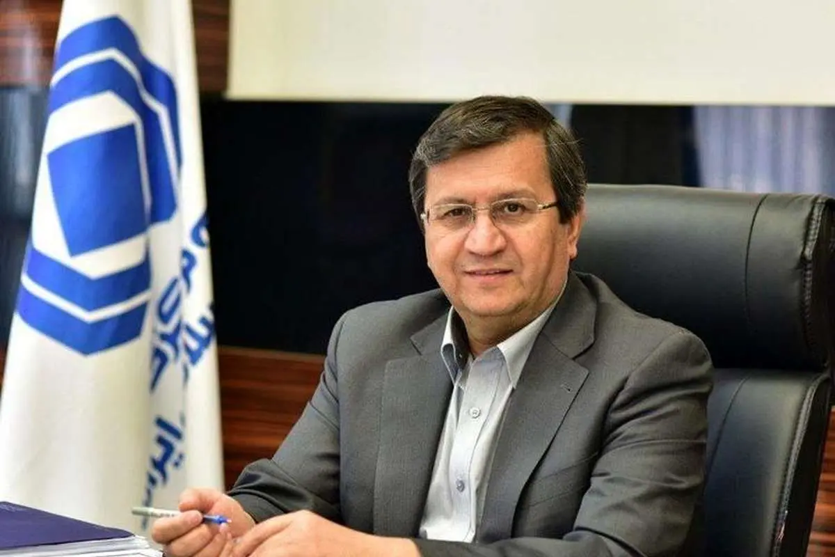همتی: نرخ ارز متعادل میشود