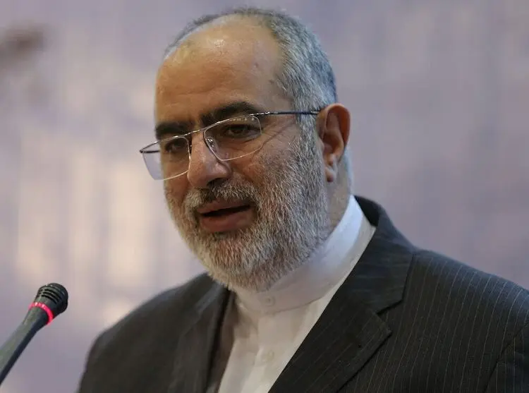 آشنا:  دولت روحانی می‌رود، شما می‌مانید و مردم!