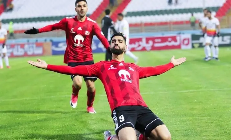 یک تراکتوری در لیست خرید پرسپولیس