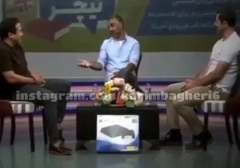 خاطره خنده‌دار پژمان جمشیدی از متصدی بانک