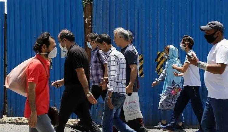 روایتی از لجبازی با کرونا در ایران