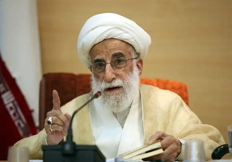 آیت‌الله جنتی به نمایندگان: از سرگذشت گذشتگان درس بگیرید