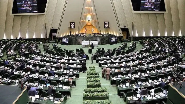 طرح دو فوریتی مجلس برای خروج خودکار از برجام