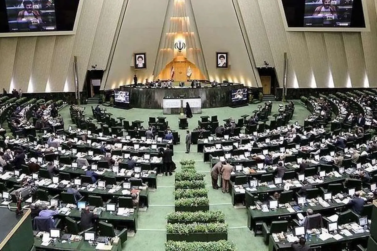 طرح دو فوریتی مجلس برای خروج خودکار از برجام